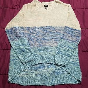 Juniors sweater